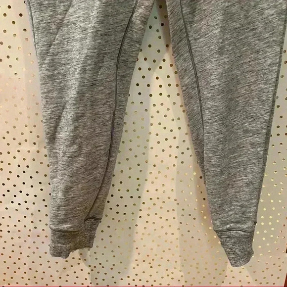 Lululemon Cool and Collected Joggers - Picture 4 of 10